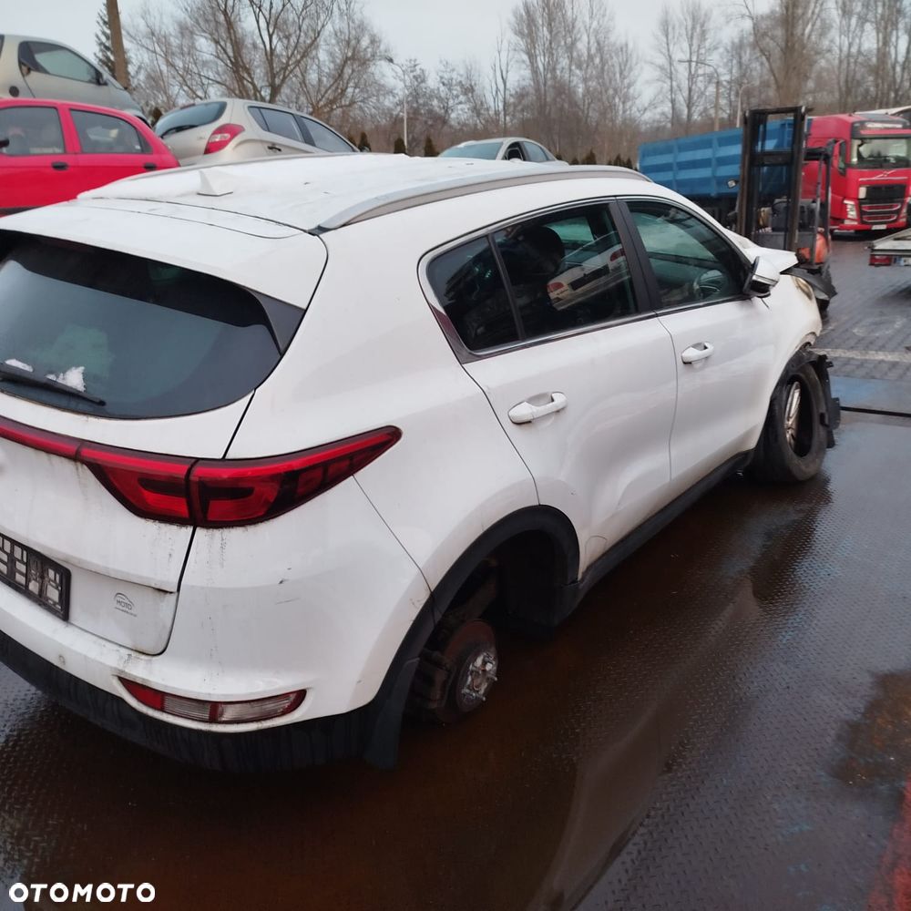 Kia Sportage na części - 10