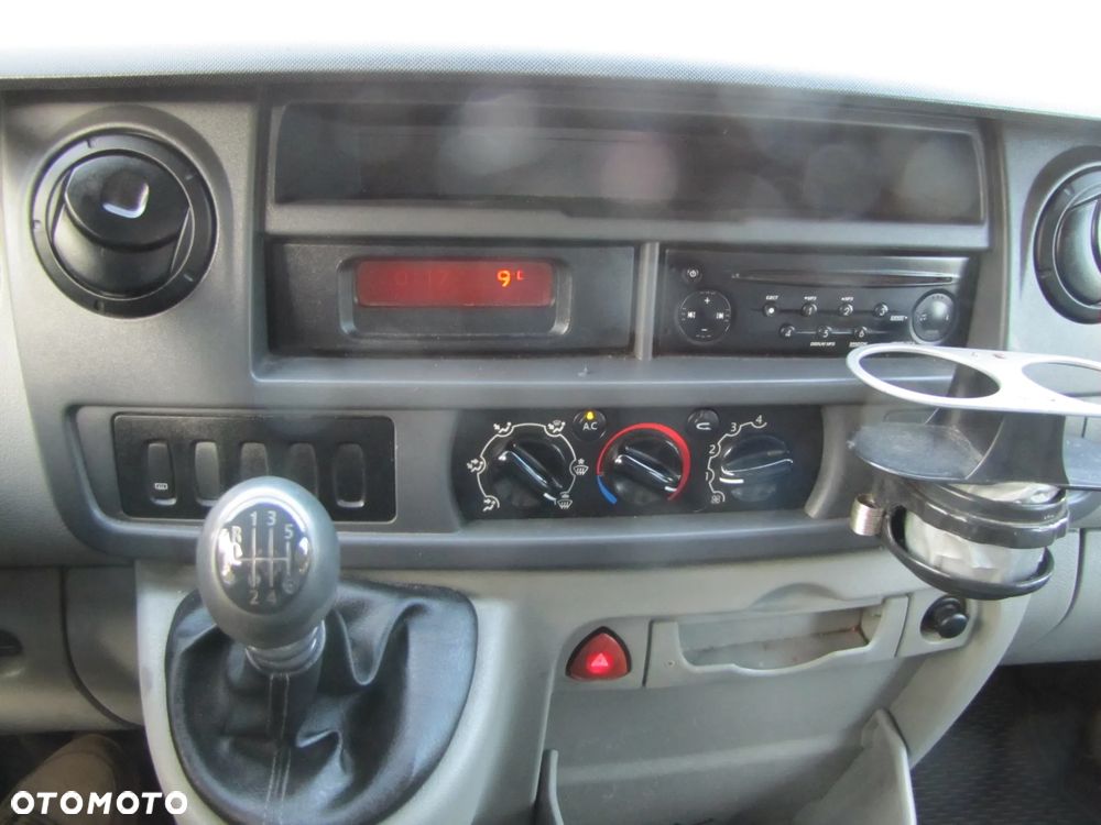 Renault master - 25