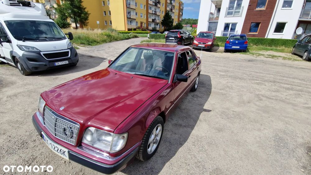 Mercedes-Benz W124 (1984-1993) - 1