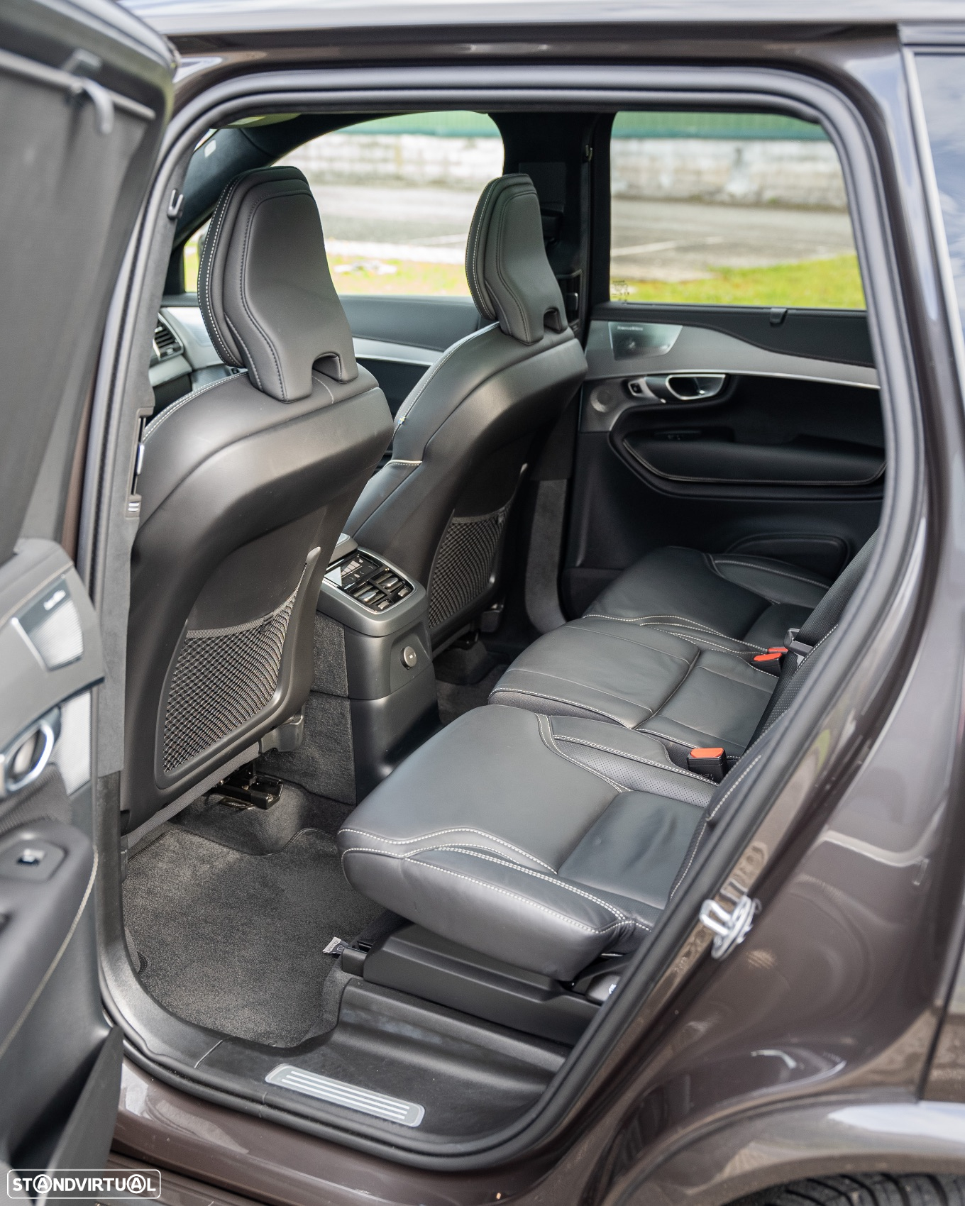 Volvo XC 90 2.0 T8 PHEV Ultimate Dark AWD - 46