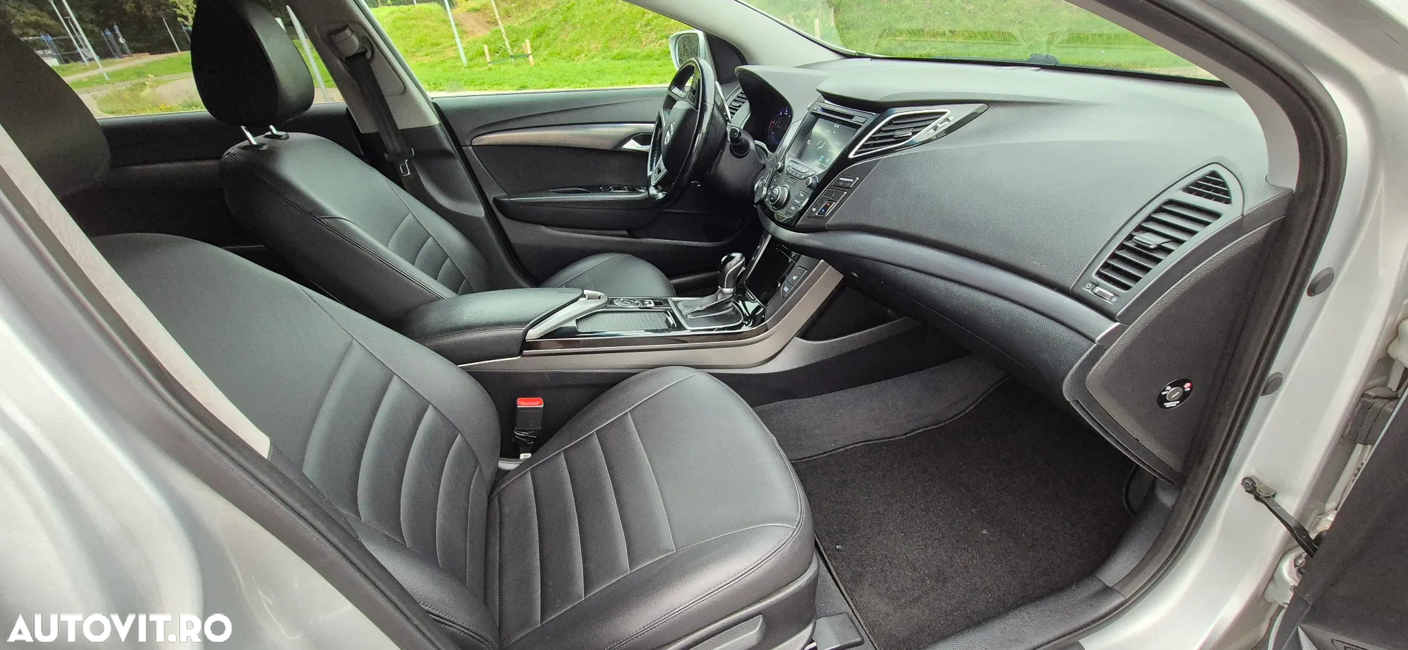 Hyundai i40 Kombi 1.7 CRDi DCT Premium - 6
