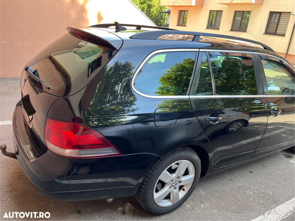 Volkswagen Golf - 5