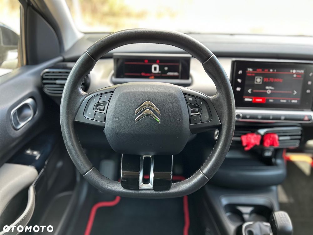 Citroën C4 Cactus 1.2 PureTech GPF Live - 29