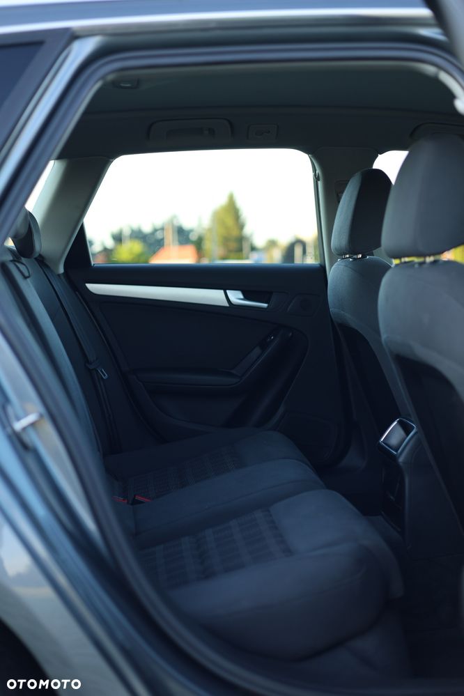 Audi A4 Avant 1.8 TFSI - 22