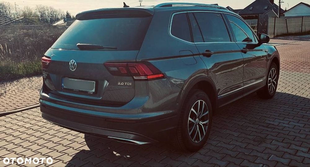 Volkswagen Tiguan Allspace 2.0 TDI SCR Comfortline - 11