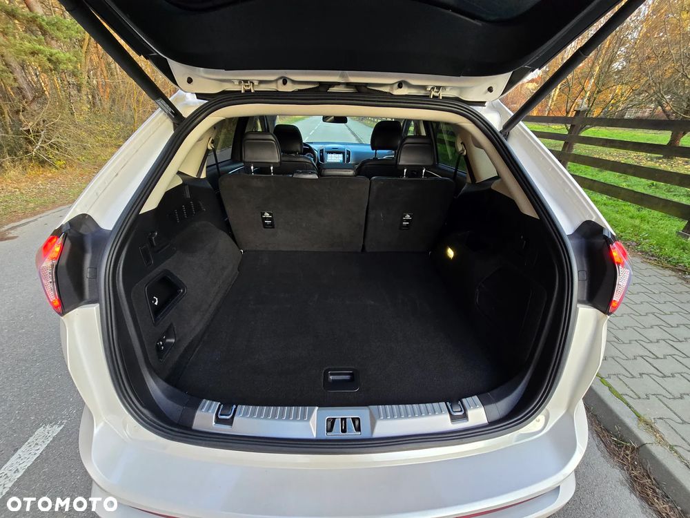 Ford Edge 2.0 TDCi Bi-Turbo 4x4 ST-LINE - 25