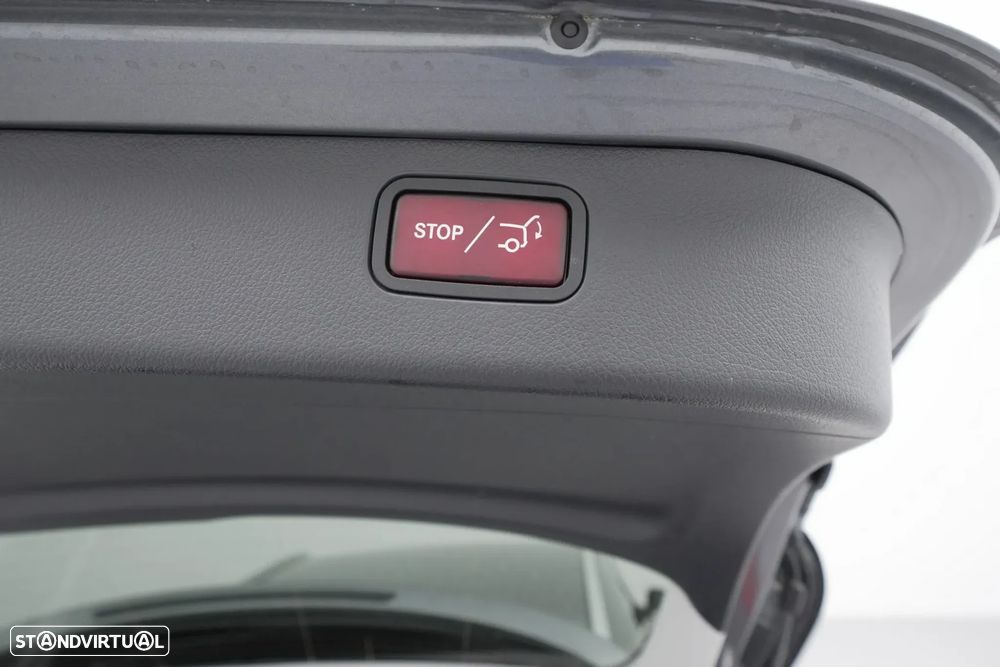 Mercedes-Benz C 300 de Avantgarde - 29