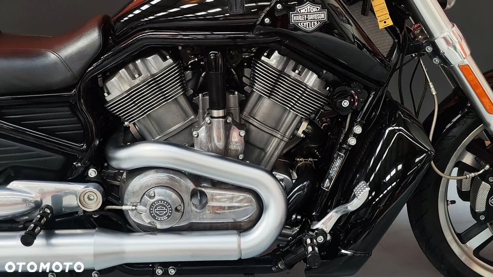 Harley-Davidson V-Rod Muscle - 31