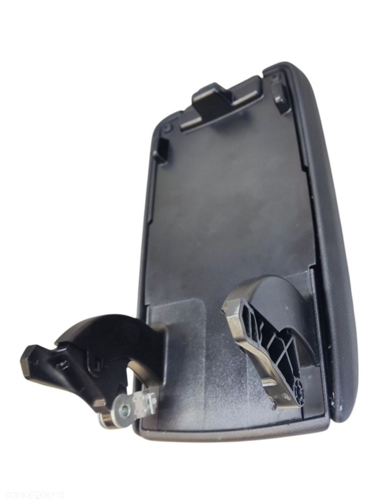 MERCEDES A KLASA W176 PODŁOKIETNIK SKÓRA AMG - 7