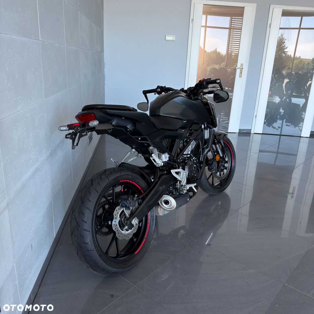 Honda CB - 4