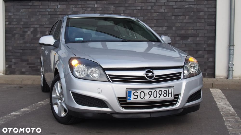 Opel Astra 1.6 Enjoy - 1