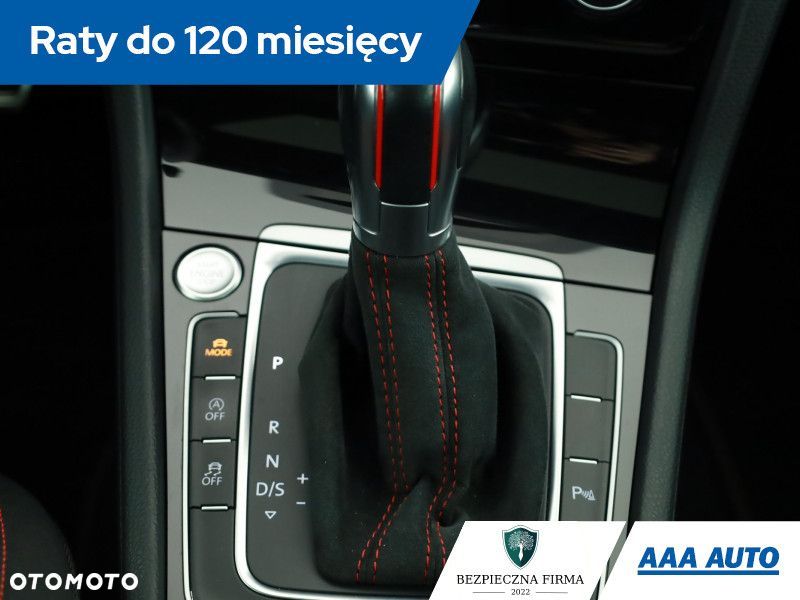 Volkswagen Golf - 15