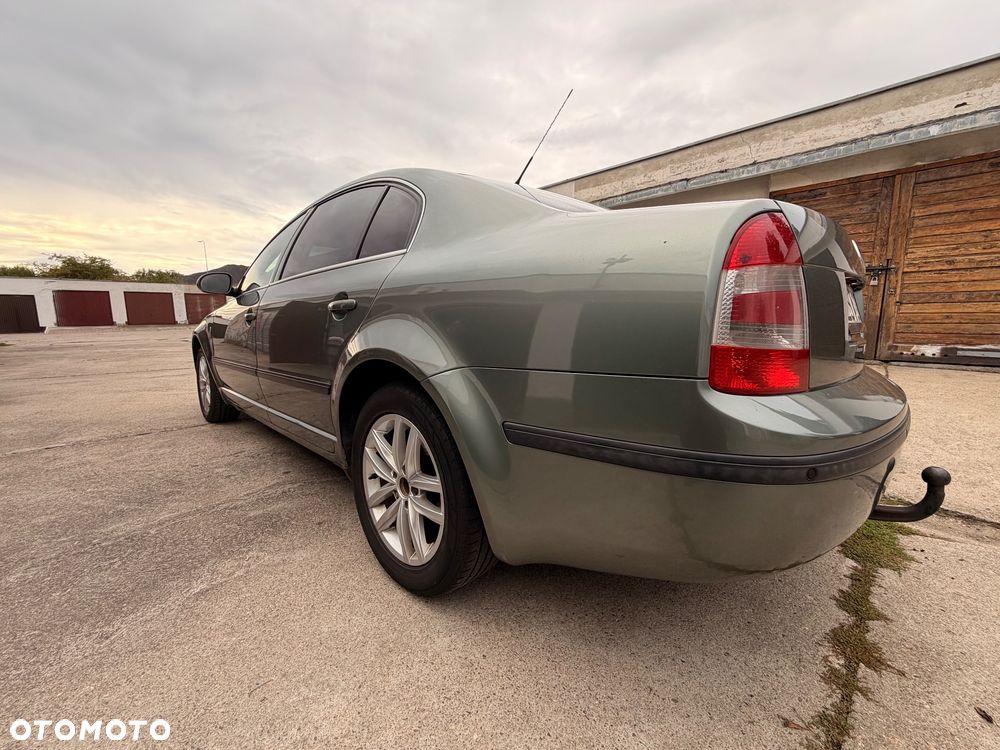 Skoda Superb 1.8T Classic - 3