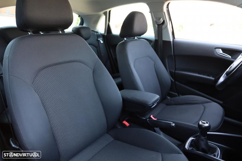 Audi A1 Sportback 1.4 TDI Design - 15