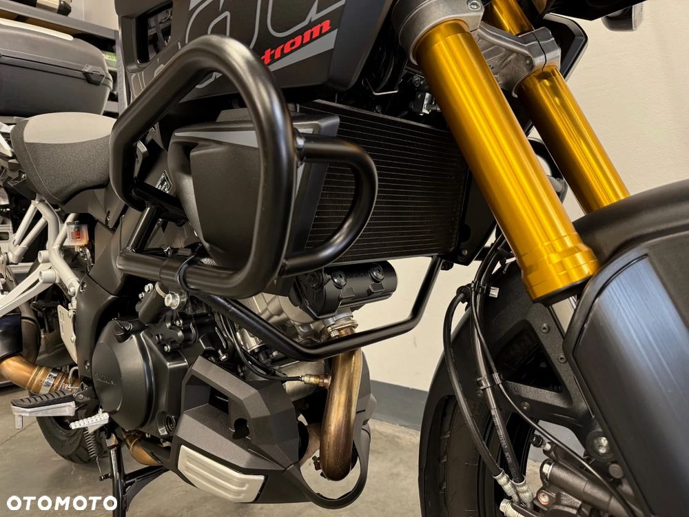 Suzuki V-STROM - 15
