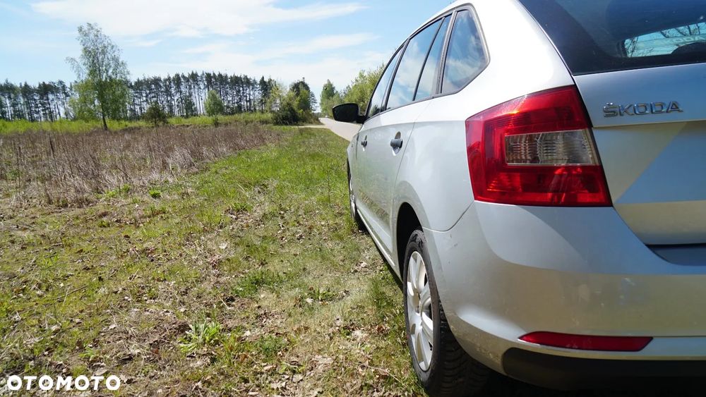 Skoda RAPID 1.6 TDI DPF Edition - 11