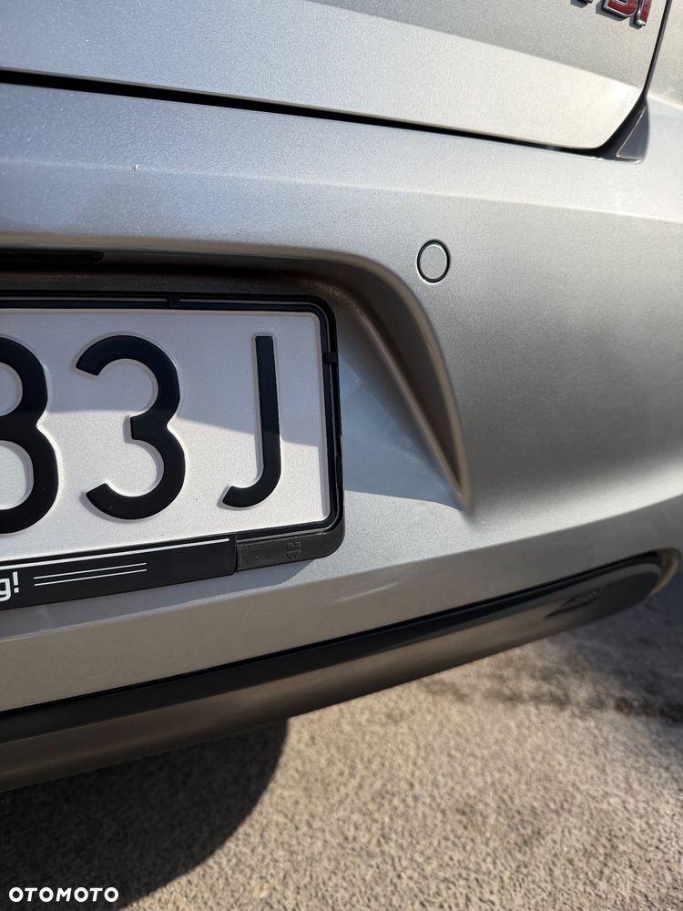 Volkswagen Golf - 17
