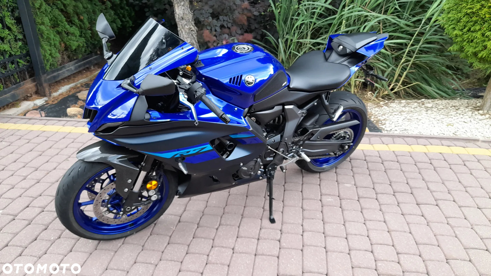 Yamaha R7 - 6