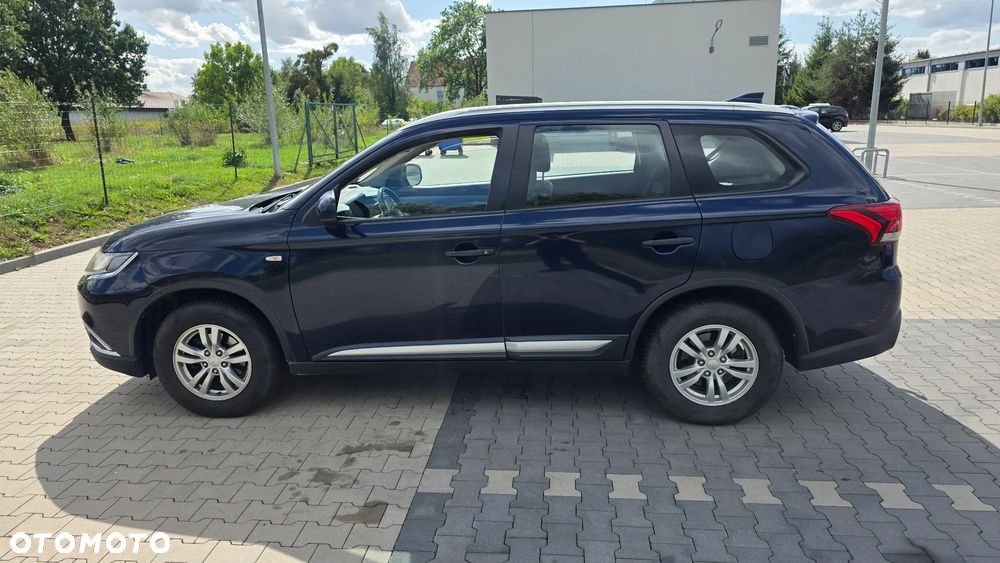 Mitsubishi Outlander - 5