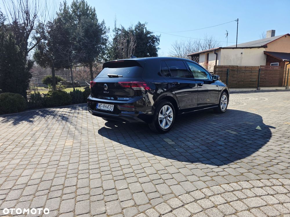 Volkswagen Golf 1.5 eTSI OPF DSG Life - 8