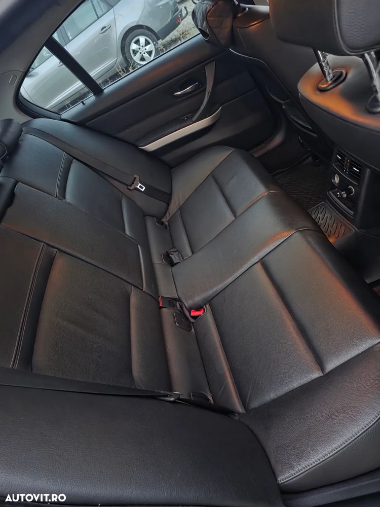 BMW Seria 3 320d - 6