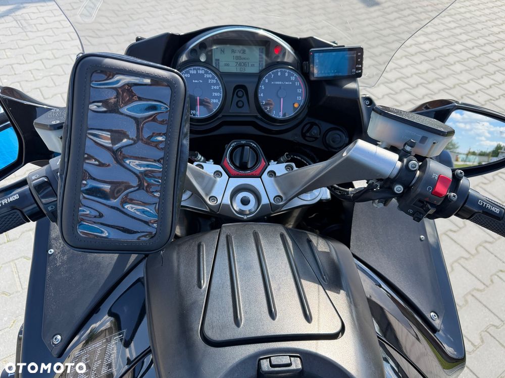 Kawasaki GTR - 9
