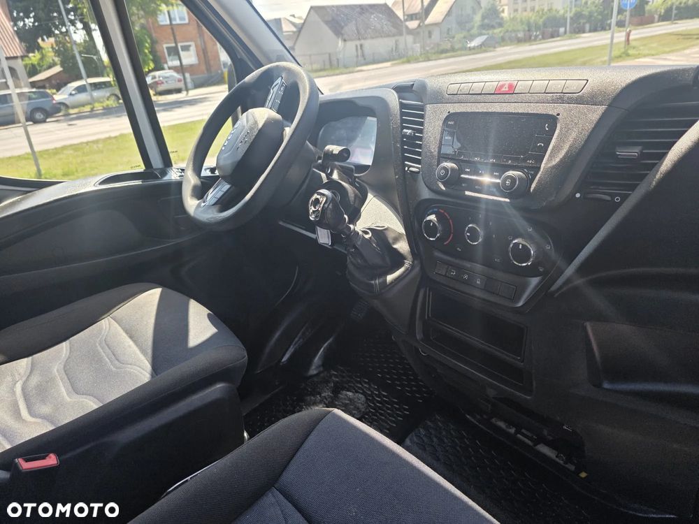 Iveco 35c14 Kontener+Winda - 12