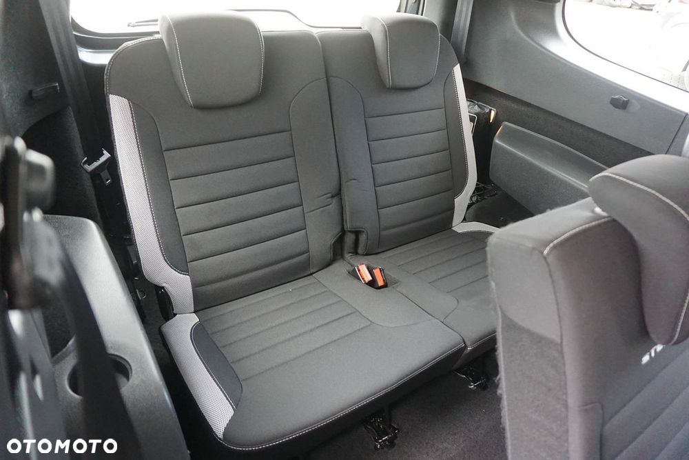 Dacia Lodgy 1.5 Blue dCi Stepway S&S EU6d - 24