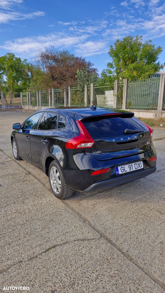 Volvo V40 D2 - 4