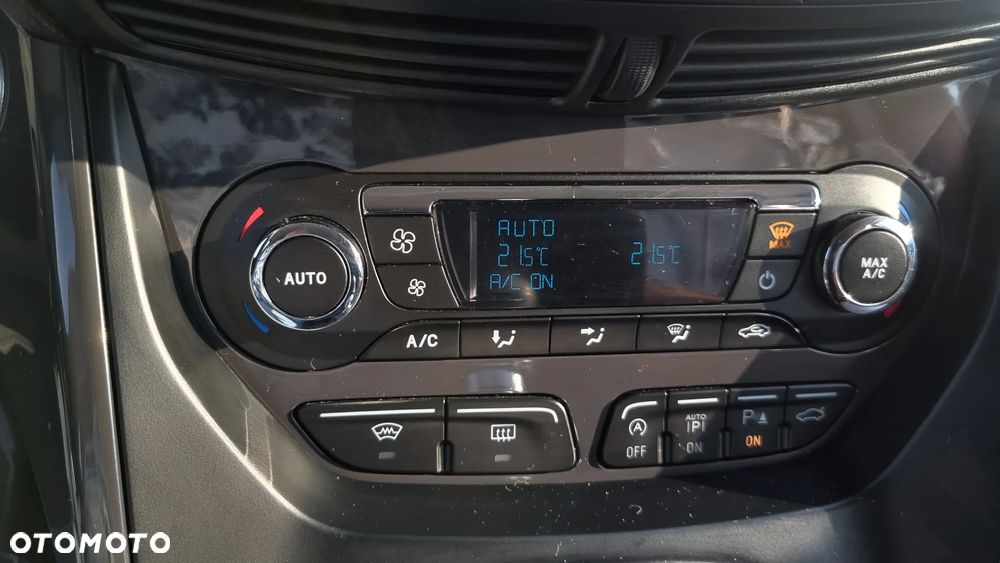 Ford Kuga 2.0 TDCi 4x4 Individual - 38