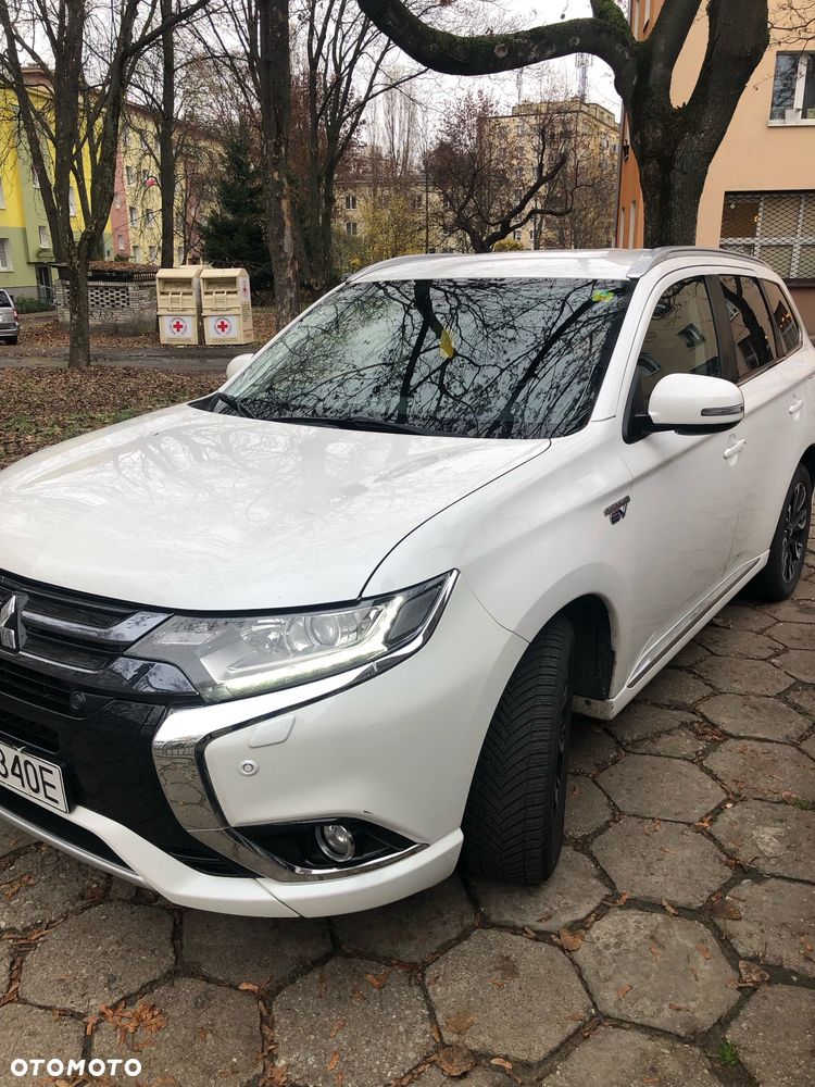 Mitsubishi Outlander 2.0 4WD Top - 2