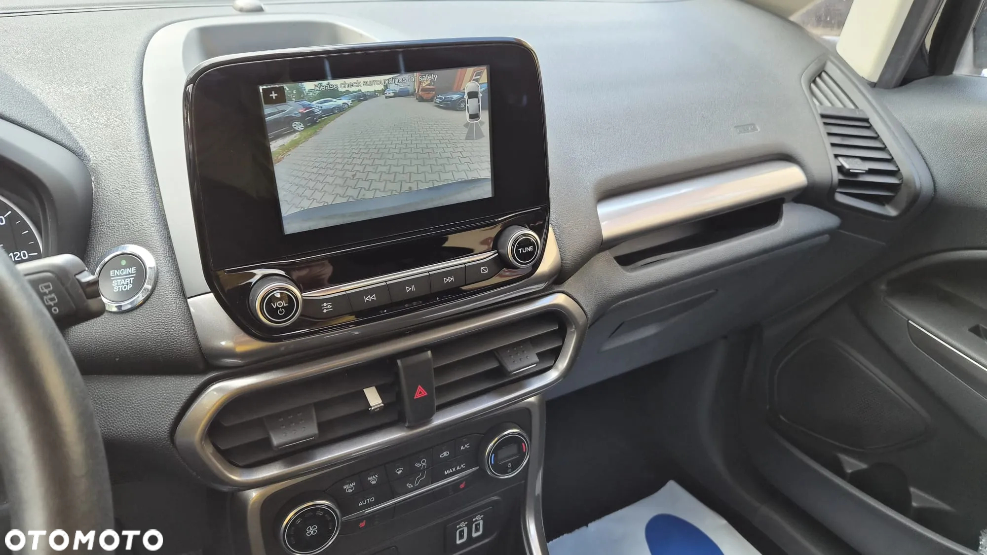 Ford EcoSport - 16