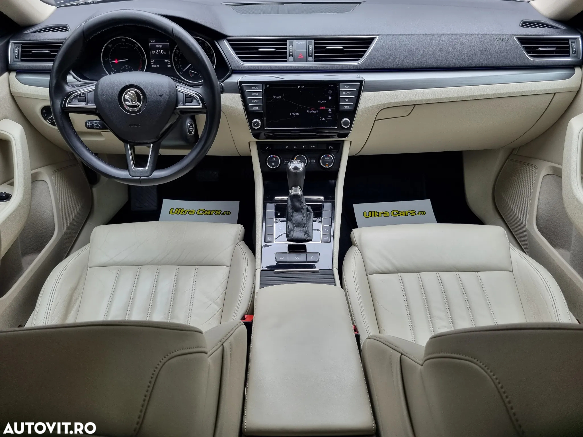Skoda Superb 2.0 TDI DSG Style - 9