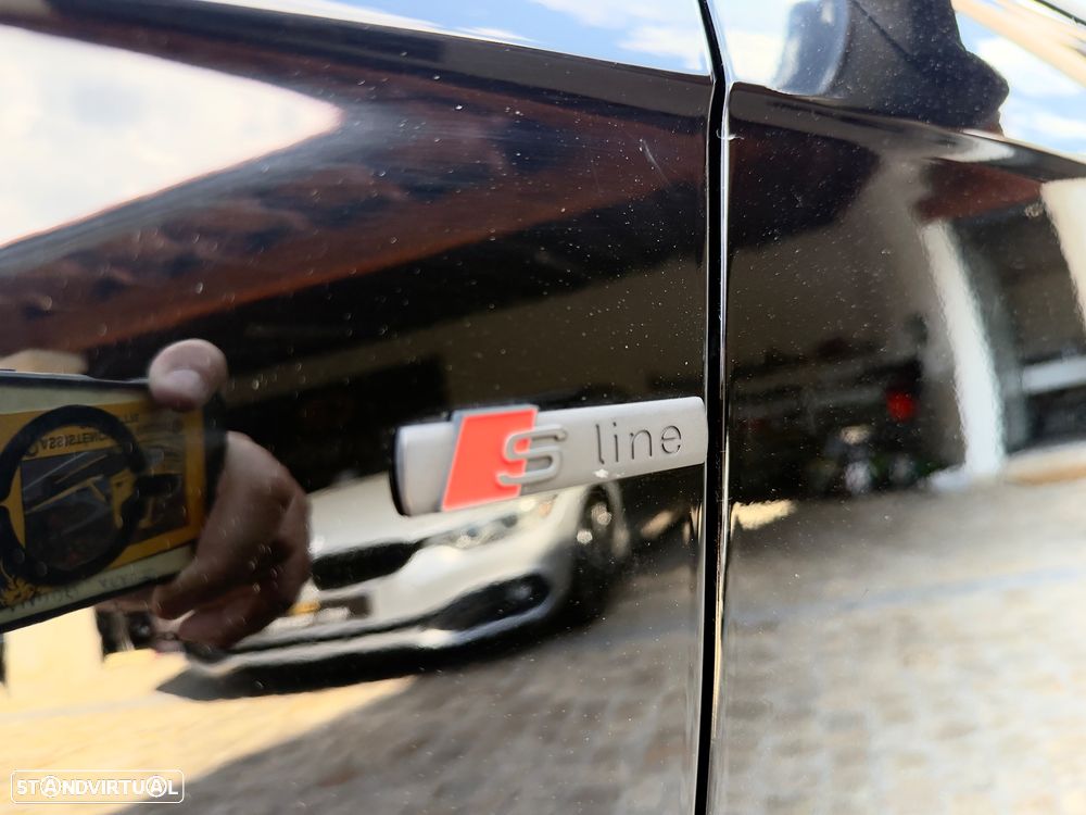 Audi A4 2.0 TDI S-line - 16