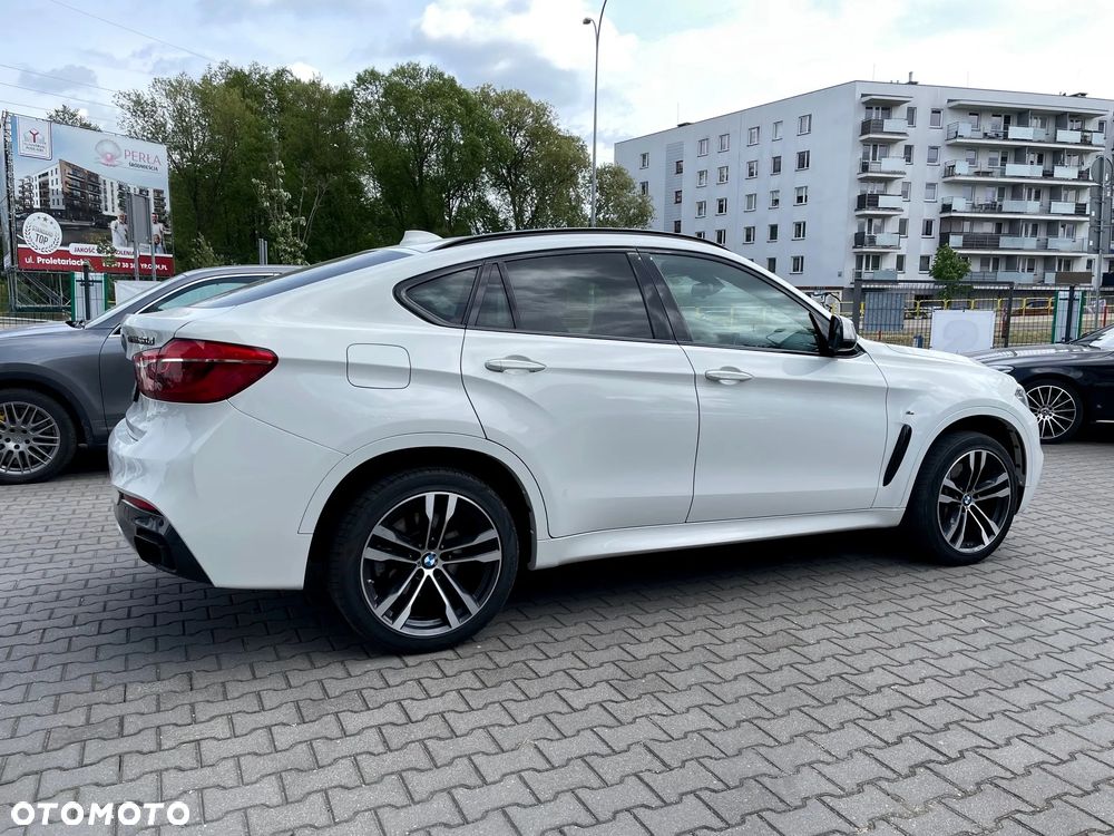 BMW X6M - 11