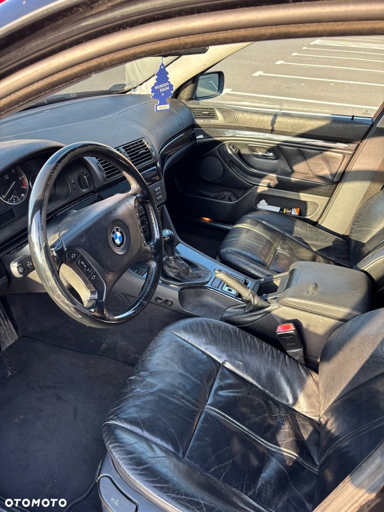 BMW Seria 5 525i - 14