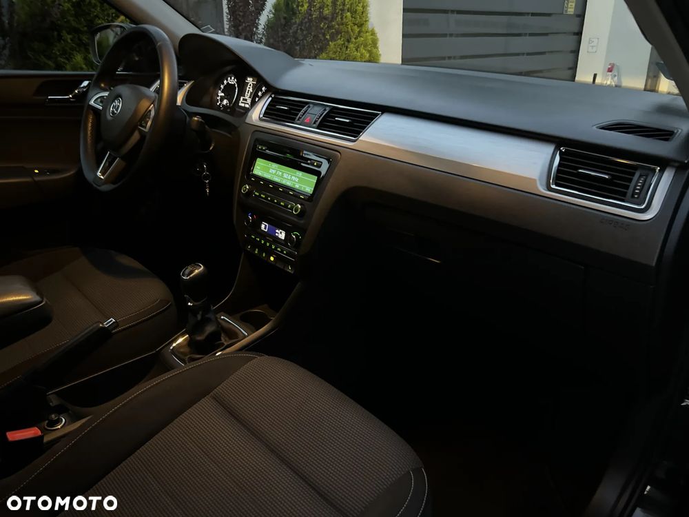 Skoda RAPID Spb 1.6 TDI DPF Style Plus - 14