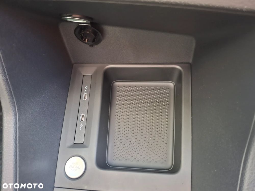 Volkswagen Caddy 2.0 TDI DSG - 13