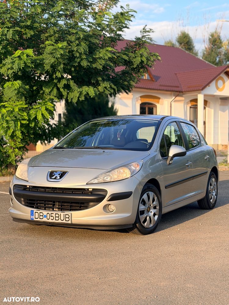 Peugeot 207 1.4 HDI Trendy - 1