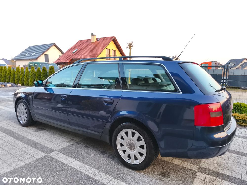 Audi A6 Avant 2.8 30V Quattro - 13