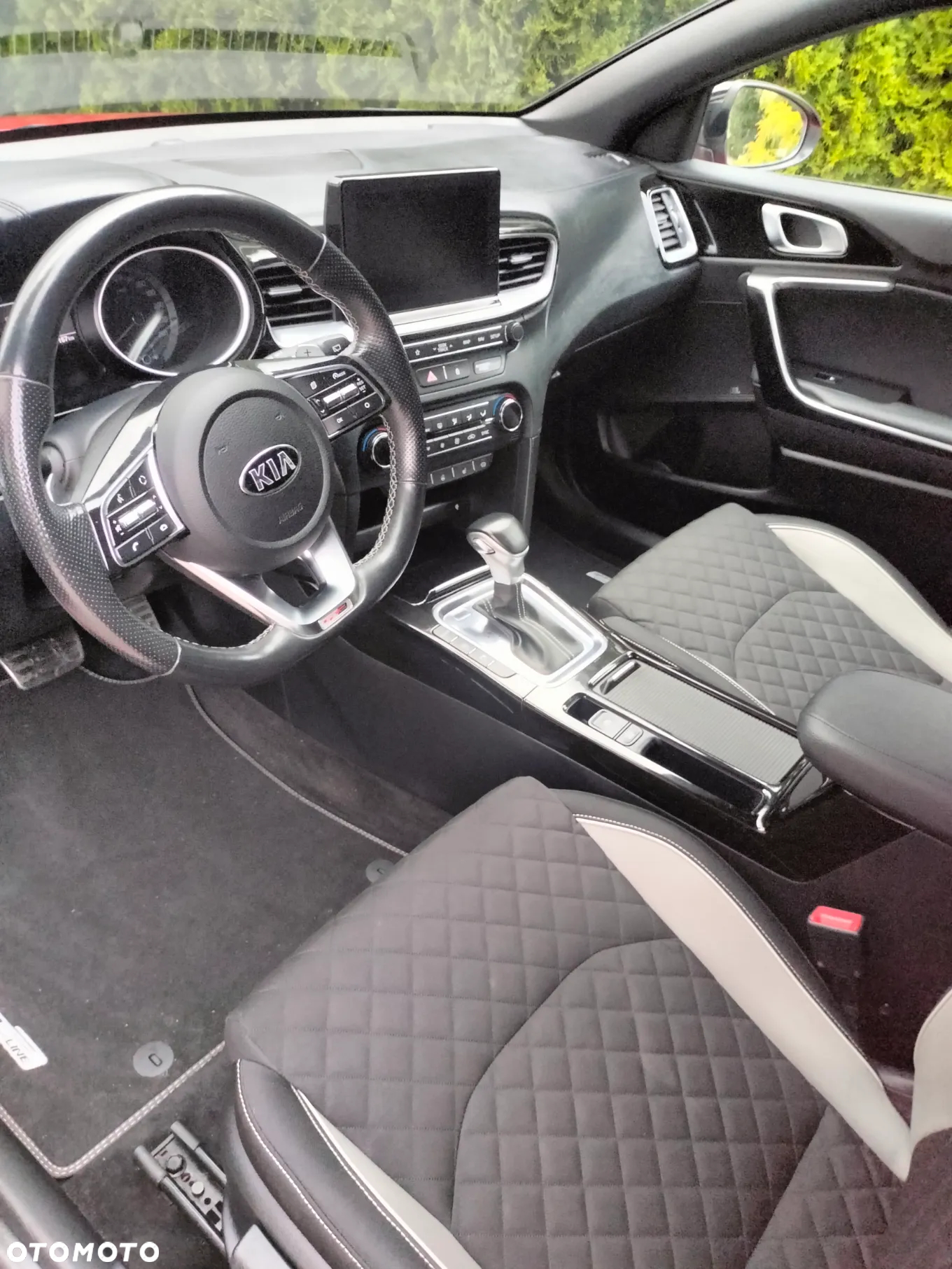 Kia ProCeed 1.4 T-GDI GT Line DCT - 10