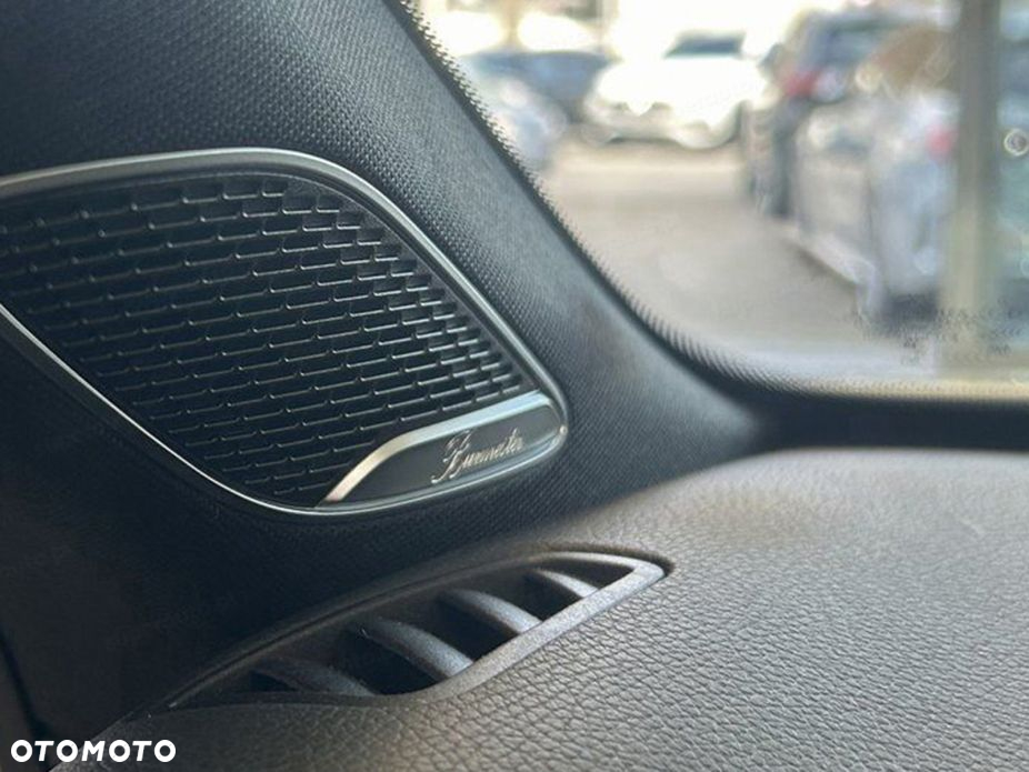 Mercedes-Benz CLA AMG 35 4-Matic 7G-DCT - 16