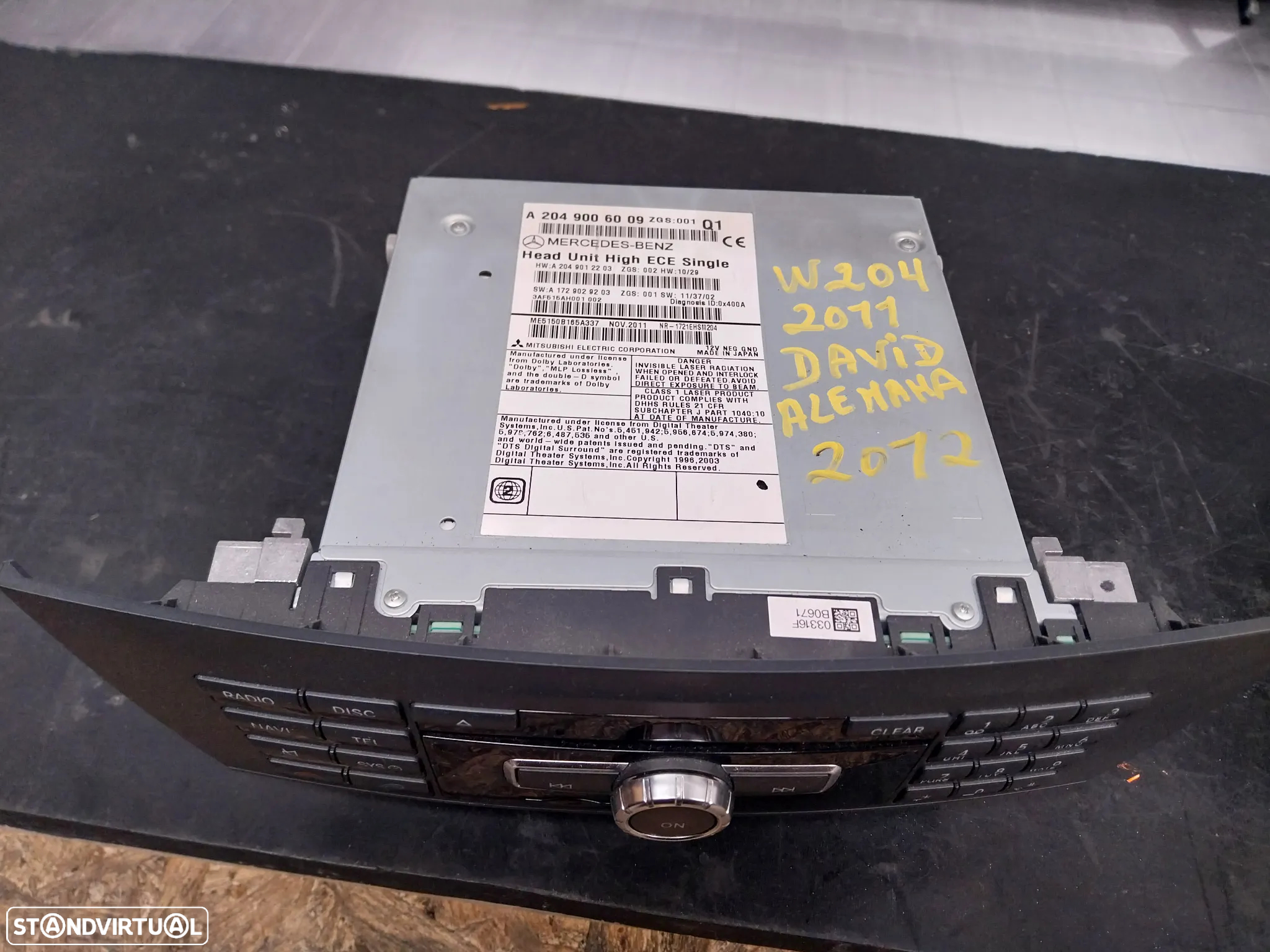 Radio Mercedes W204 ano 2011 Ref: A2049006090 - 2