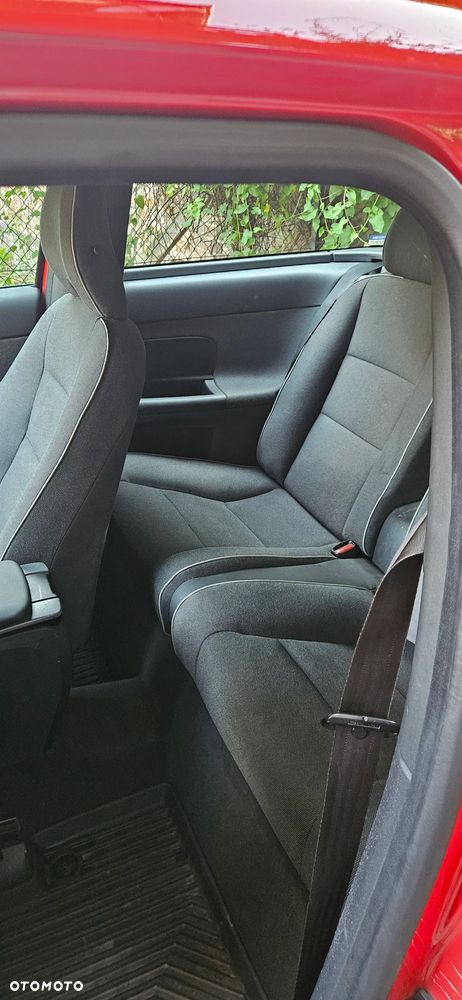 Volvo C30 1.6 - 12