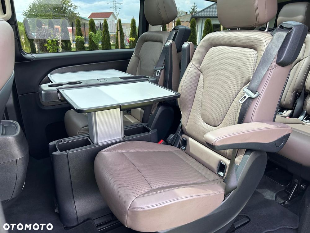 Mercedes-Benz Klasa V 300 d 4-Matic Exclusive 9G-Tronic (d³ugi) - 18