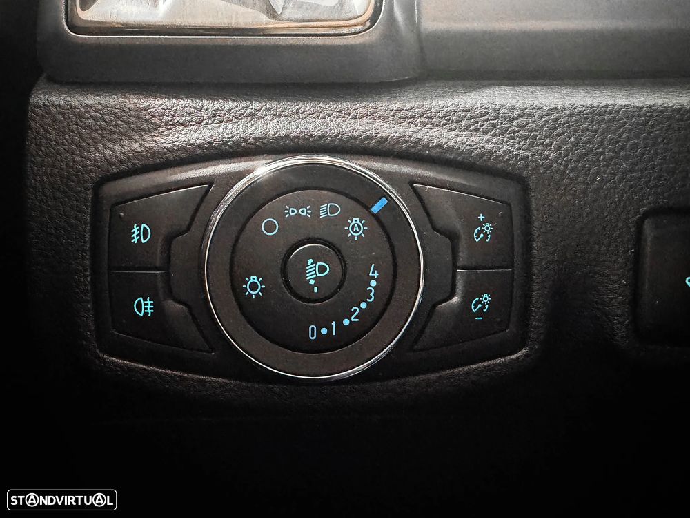 Ford Ranger 2.0 TDCi CD XLT 4WD - 24