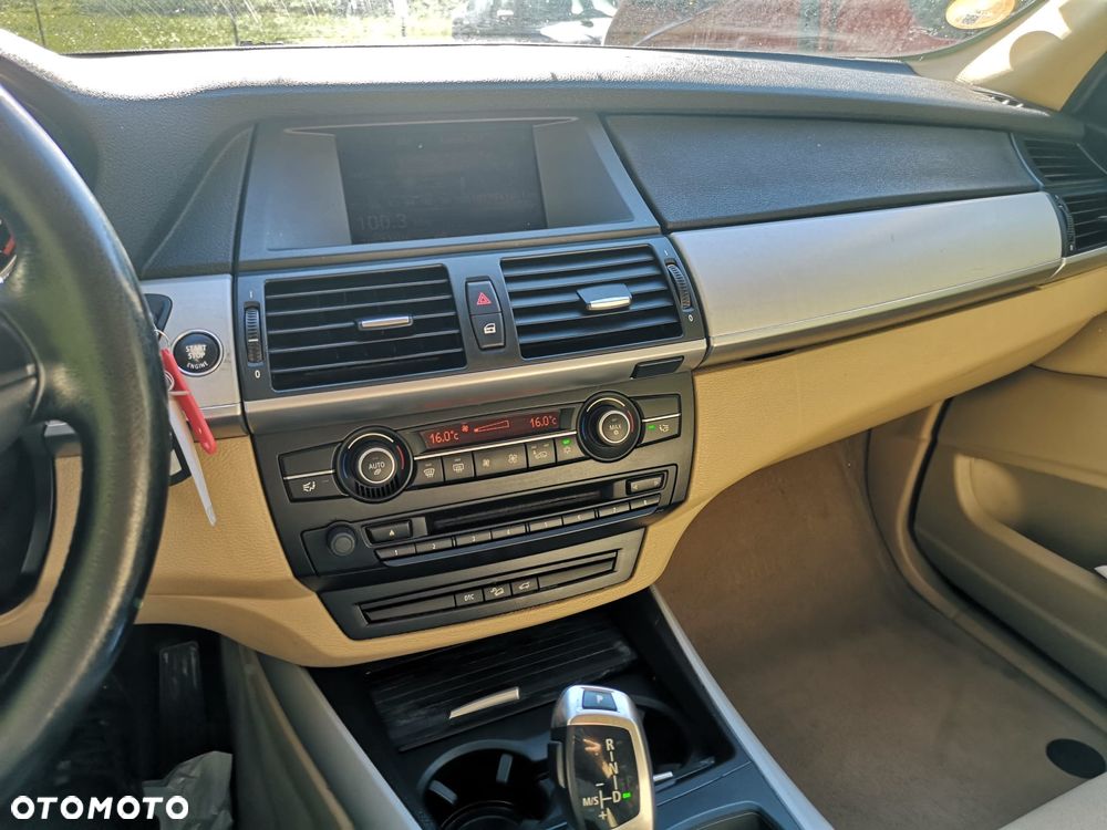 BMW X5 xDrive30d - 34