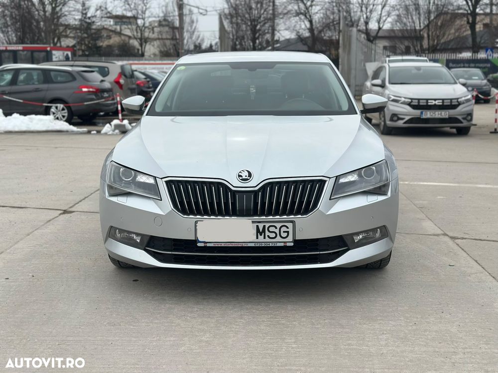 Skoda Superb 2.0 TDI DSG Style - 3