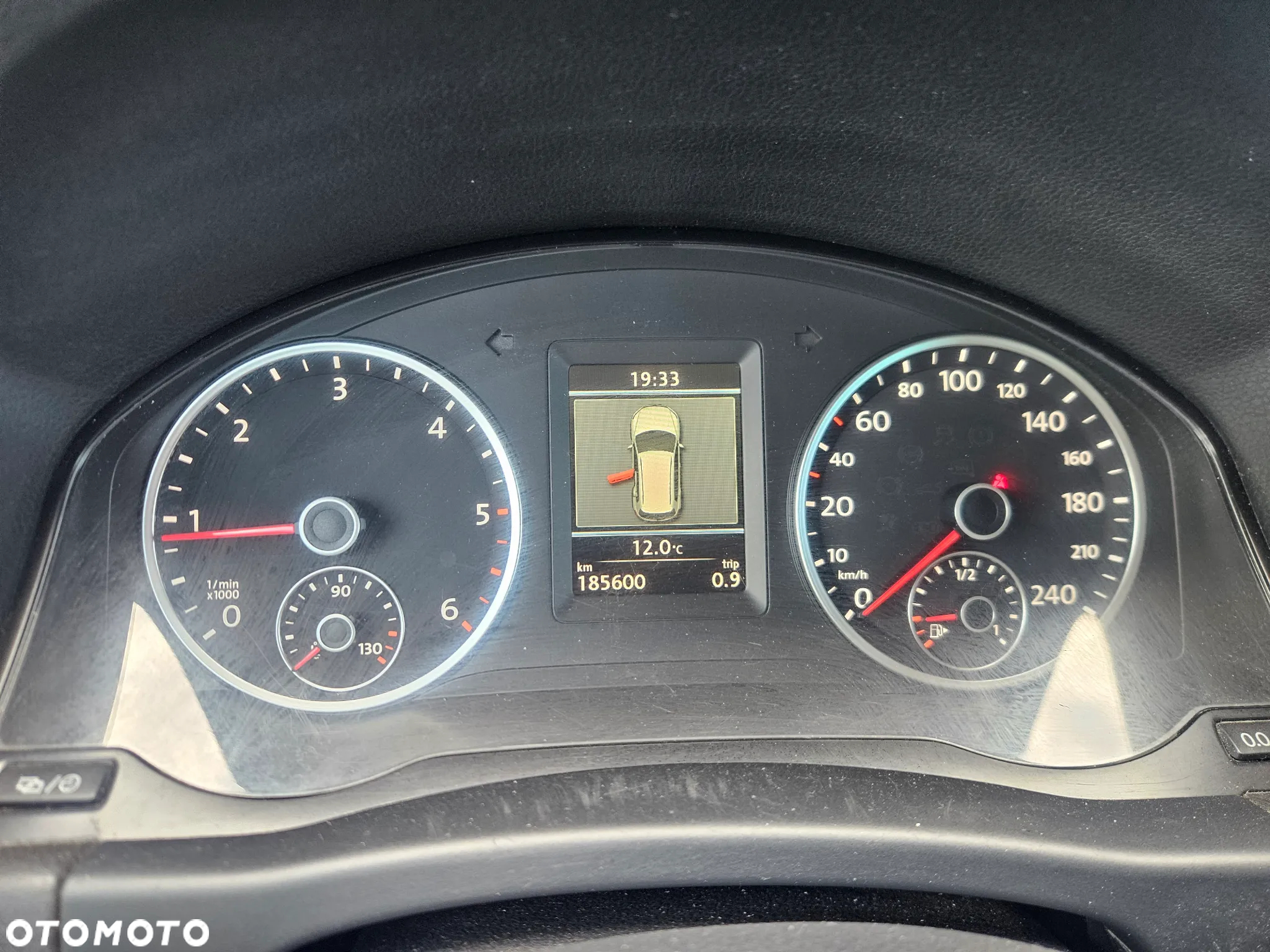 Volkswagen Tiguan 2.0 TDI CityStyle - 34