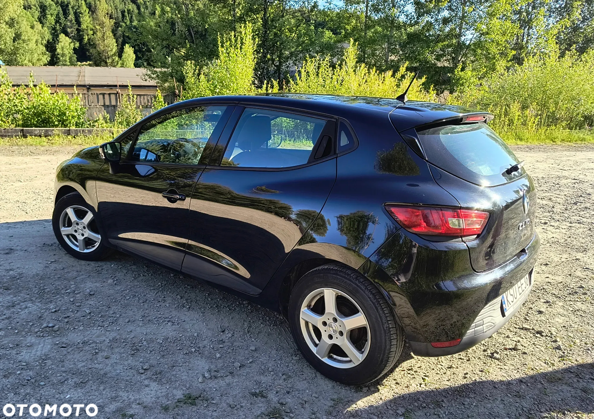 Renault Clio 1.2 16V 75 Expression - 13